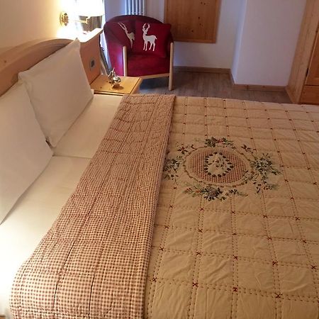 I Tre Magli Hotel Dimaro Kültér fotó