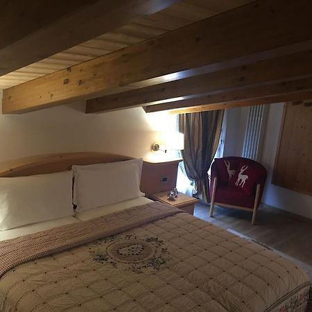 I Tre Magli Hotel Dimaro Kültér fotó