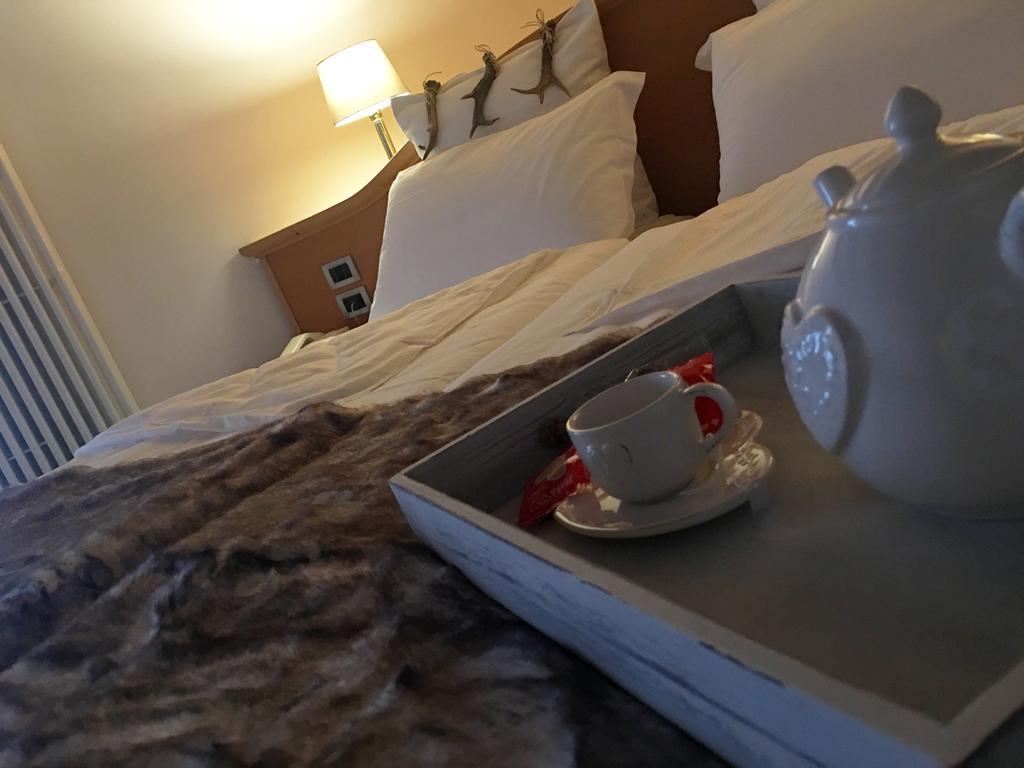 I Tre Magli Hotel Dimaro Kültér fotó
