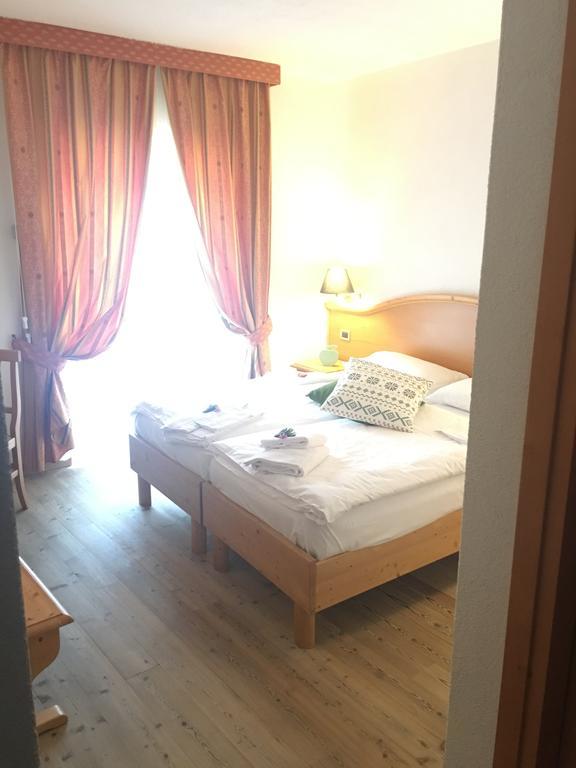 I Tre Magli Hotel Dimaro Kültér fotó