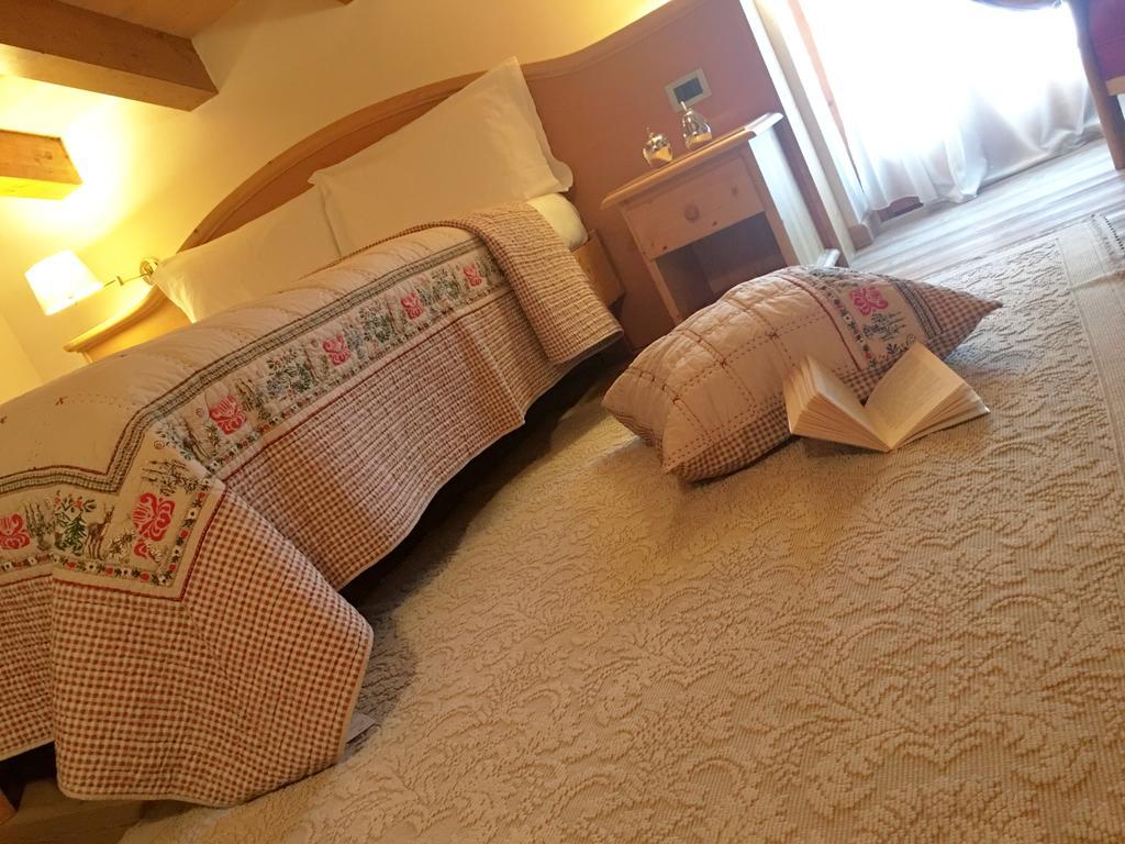 I Tre Magli Hotel Dimaro Kültér fotó