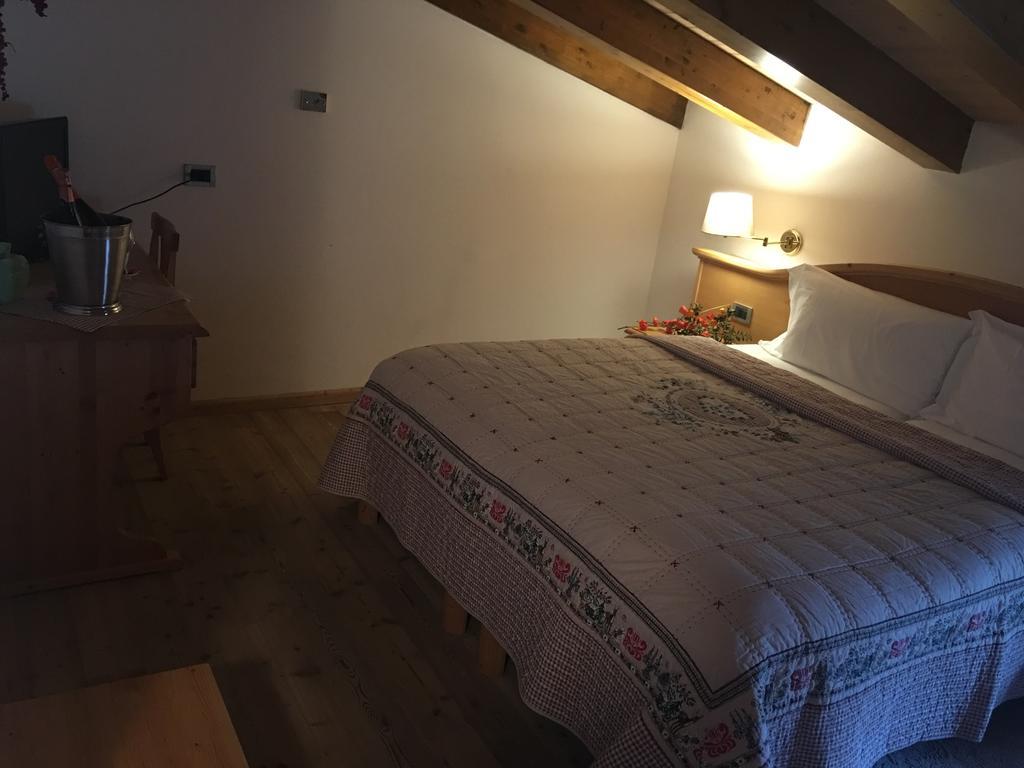 I Tre Magli Hotel Dimaro Kültér fotó
