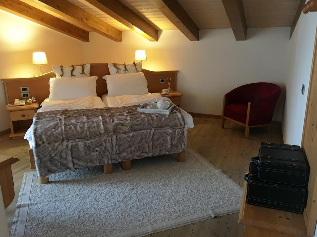 I Tre Magli Hotel Dimaro Kültér fotó
